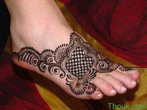 13 Inspirasi Henna Kaki yang Menawan Hati. Demi Sucinya Pernikahanmu Nanti 20
