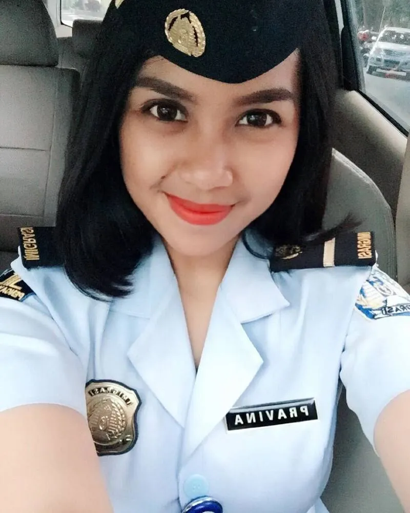 19 Potret PNS Cantik yang Pasti Bikin Cowok Betah di Kantor. Apa Kabar Ujian CPNS Kemarin? 22