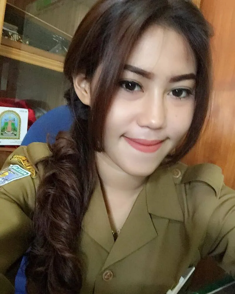 19 Potret PNS Cantik yang Pasti Bikin Cowok Betah di Kantor. Apa Kabar Ujian CPNS Kemarin? 24