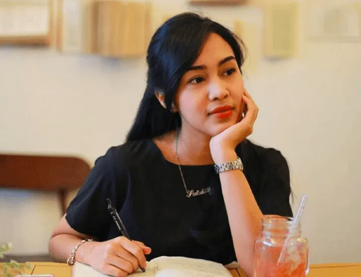 8 Fakultas Ini Bakal Bikin Cowok Betah Kuliah. Banyak Cewek-cewek yang Cantik Banget di Dalamnya! 11