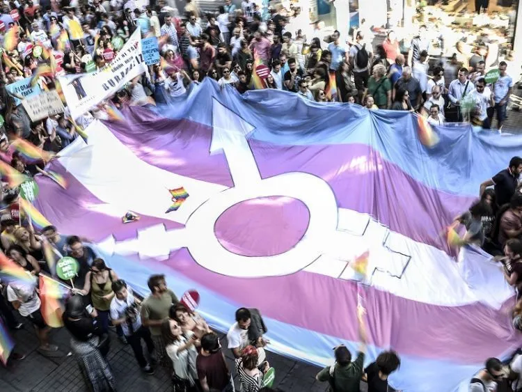 9 Negara yang Telah Akui Gender Ketiga Selain Pria dan Wanita. Anehnya Justru Didominasi Negara Asia 17