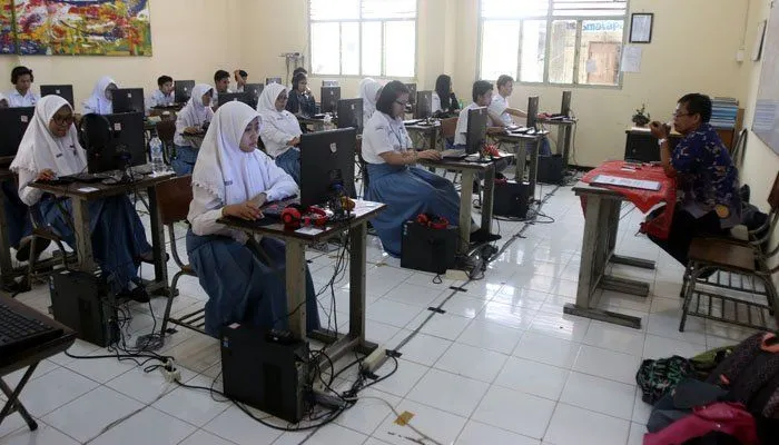 Tidak Jadi Dihapus, Ini Cara Pemerintah Upgrade Ujian Nasional. Pelajar Bebas Pilih 1 Mata Pelajaran 7