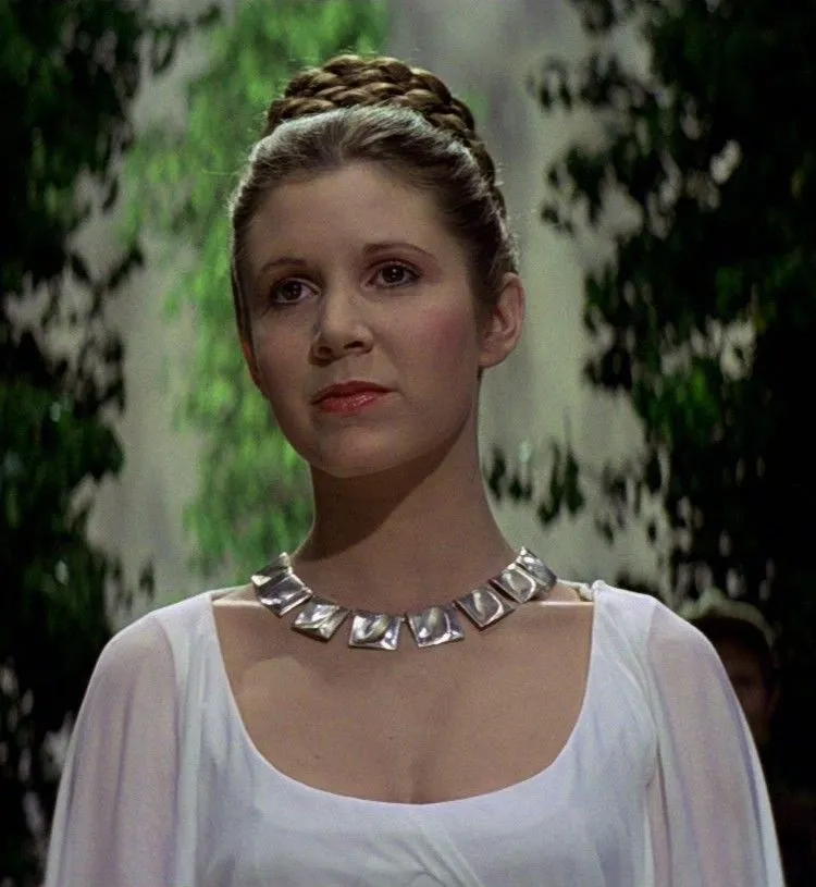 Carrie Fisher dalam Kenangan, Gaya Ikonik Sang Putri Leia dalam 12 Potret 17