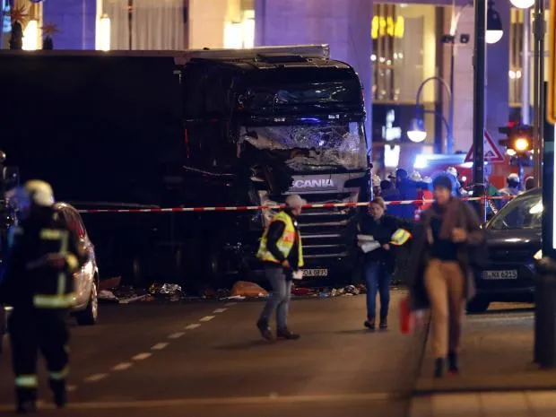 Hari Ini, Pasar Natal di Berlin dan Masjid Zurich Diserang! Sedih, Perayaan Agama Disambut Konflik 4