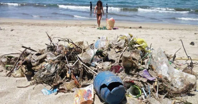 Tahun 2016, Negara Kita Jadi Penyumbang Sampah Plastik Terbesar Ke-2 di Dunia. Jangan Jadi No.1 Deh! 6