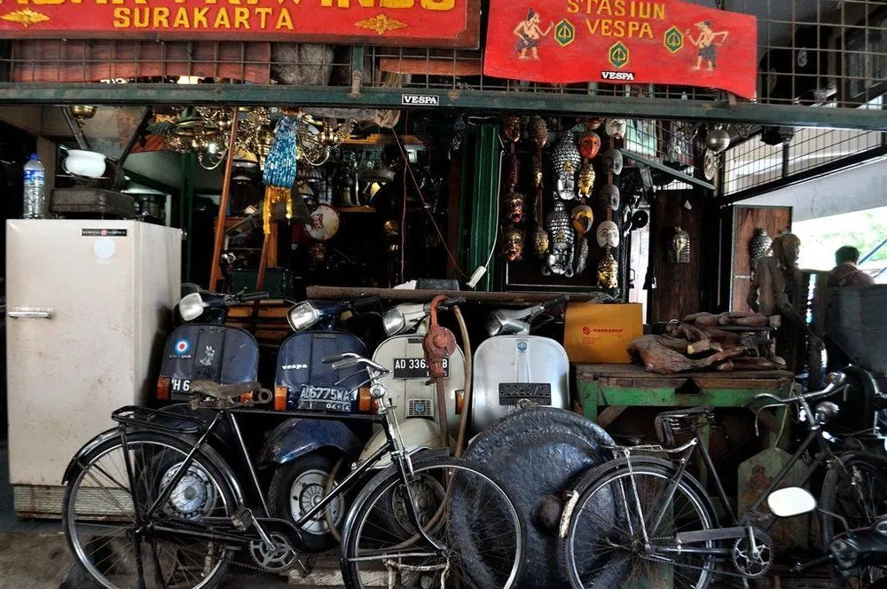 Buat Cewek, Cowokmu Masih Menyimpan Foto Mantannya? Pelajari Hal Ini Dulu Sebelum Kamu Marah-marah! 12