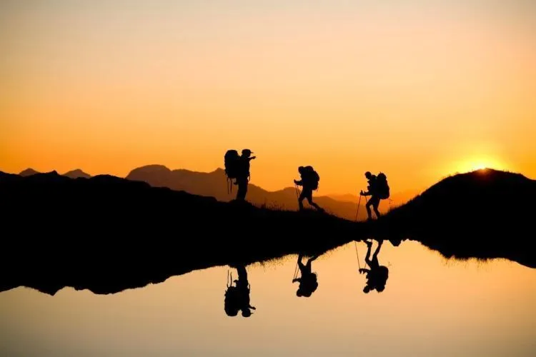 Mitos Tentang Pantangan Pendaki Berjumlah Ganjil Memang Bikin Penasaran. Seberapa Bahaya, Sih? 8 myth, hike, mountain