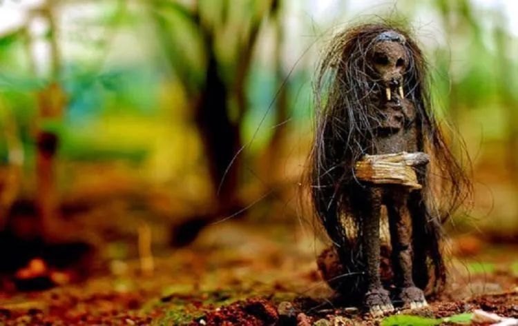 Efek Globalisasi, 7 Hantu Asli Indonesia Ini Pun Mulai Berlagak Kebarat-baratan. Seberapa Mirip? 19