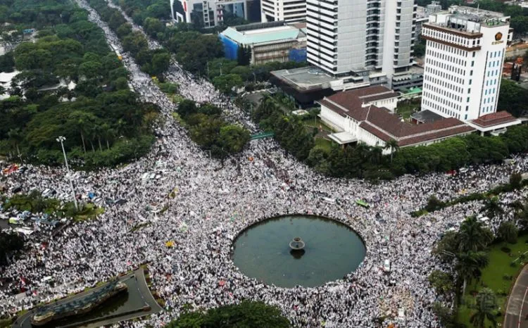 Aktor FTV Ini Curhat Terkait Unjuk Rasa 212, Jangan Pukul Rata Warga Indonesia Keturunan 9