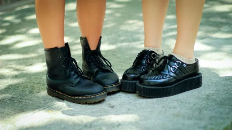 5 Karakter Cewek Berdasarkan Sepatu Favoritnya. Kira-Kira, Kamu yang Mana? 8