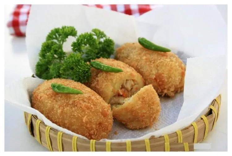 Luluhkan Hati Calon Mertua Itu Gampang Kok. Bawain Saja 8 Makanan Ini! 16