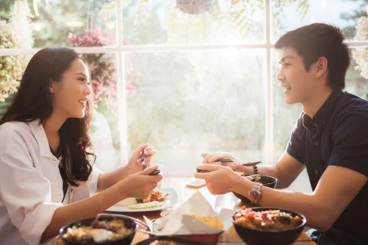 Cek Level Sayang Pasangan ke Kamu dari Makanan Buatanmu. Keliatan Banget, Tuh! 7