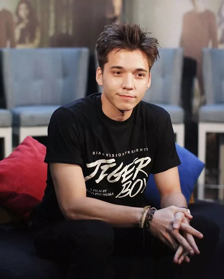 Transformasi Ketampanan Stefan William Sejak Zaman ABG Unyu, Masih Aneh Lihat Dia Udah Punya Bini 10