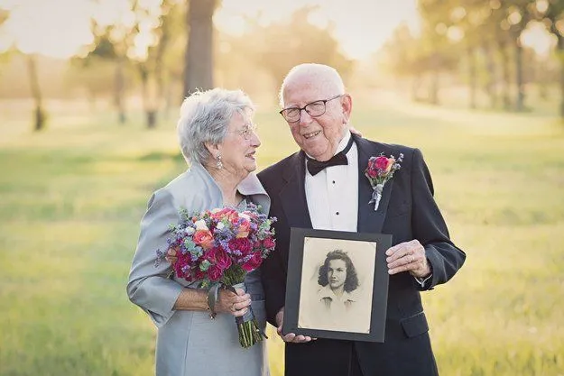 Pasangan Ini Akhirnya Gelar Sesi Foto Pernikahan Setelah Nunggu 70 Tahun, Pasti Malah Lebih Romantis 14