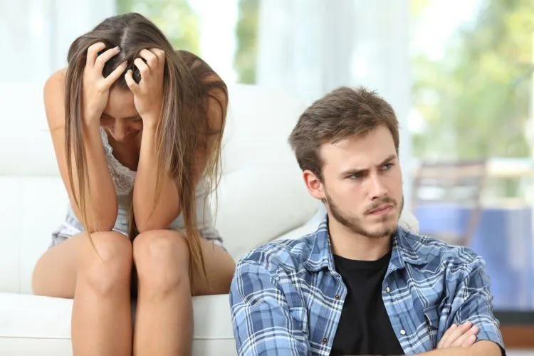 6 Perilaku Cewek yang Bakal Bikin Pasangannya Bahagia. Semua Cowok Mendambakan Cewek Kayak Gini! 8