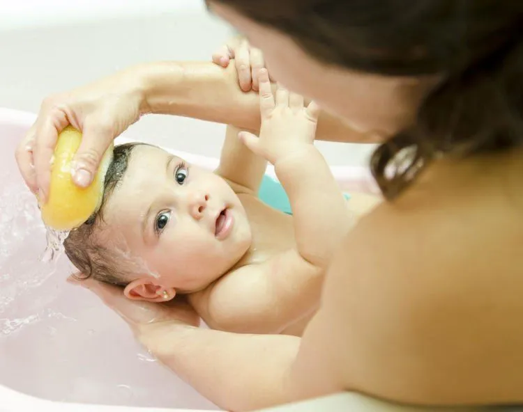 Di Luar Fungsi Utamanya, Sabun Bayi Ternyata Bermanfaat Buat Kulit Muka. Berikut Ini Fakta-faktanya! 6