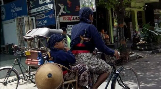 5 Hal yang Mesti Kamu Tahu Tentang Abdi Dalem Keraton. Pekerjaan yang Satu Ini Memang Istimewa 10