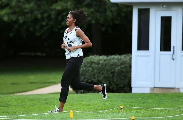 12 Penampilan Michelle Obama Selama Menjadi First Lady Amerika. Sederhana Tapi Tetap Elegan 22