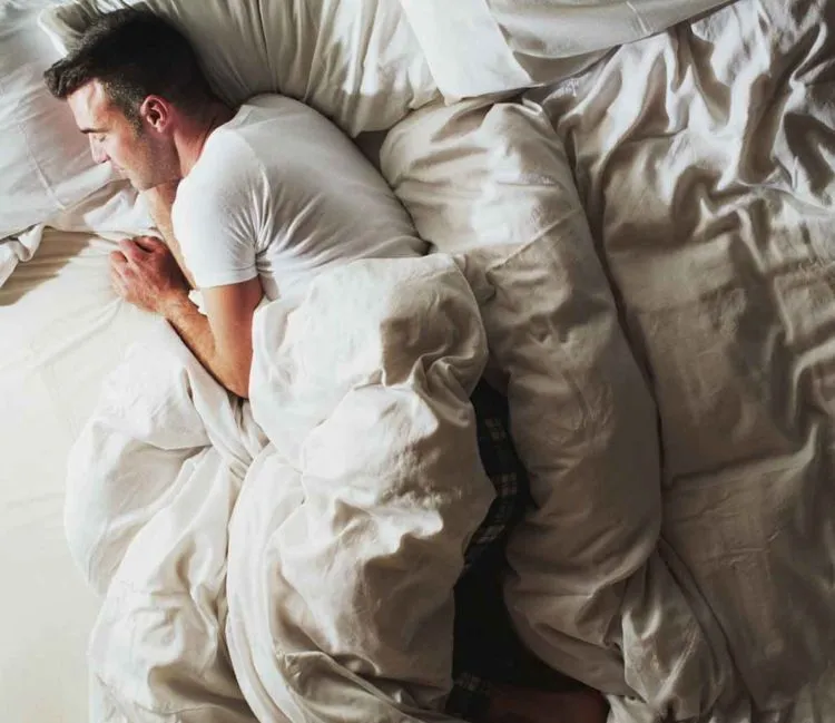 Penting Buat Cowok! 5 Hal Buruk Ini Bisa Terjadi Kalau Kalian Tidur Dengan Pakai Celana Dalam 6