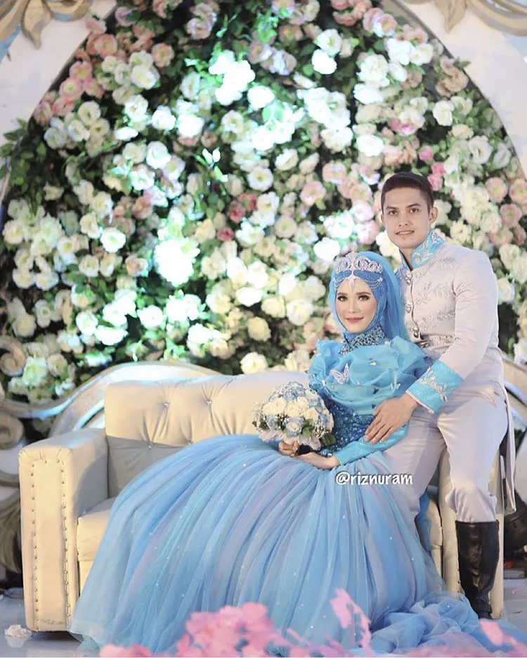 Resepsi Unik Nan Mewah Ala Cinderella Berhijab. 16 Foto Ini Menunjukkan Totalitas Fairy Tale Tanpa Batas 25