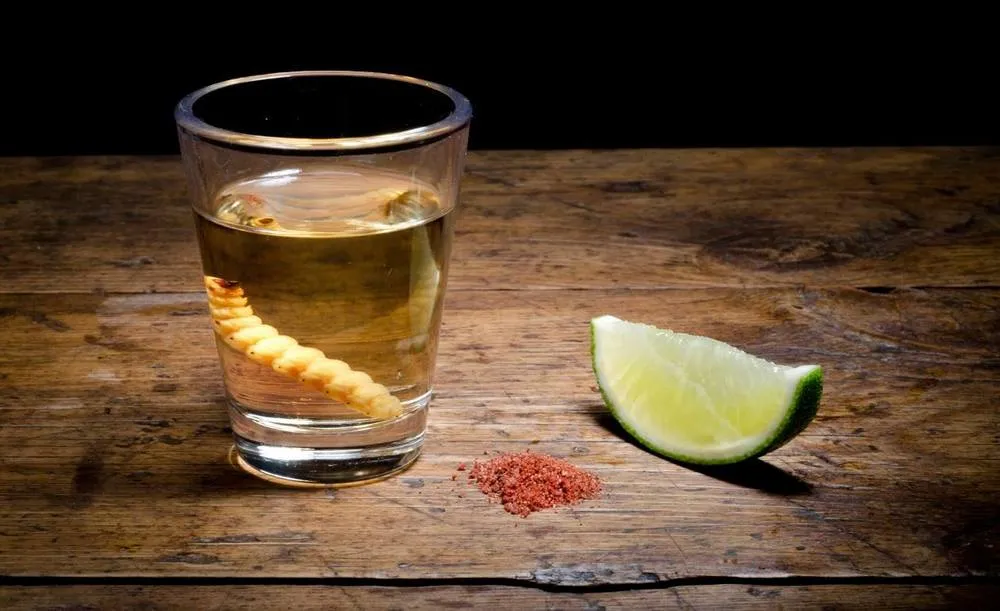 Kalau Nggak Punya Cukup Nyali, Jangan Sekali-kali Nyoba 7 Minuman Unik di Seluruh Dunia Ini!