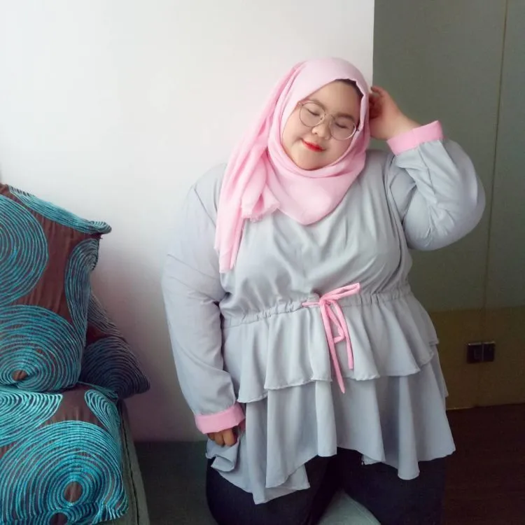 10 Cewek Ini Saja PD Sama Style dan Tubuh Besarnya. Kalau Kamu, Masih Mau Minderan? 22
