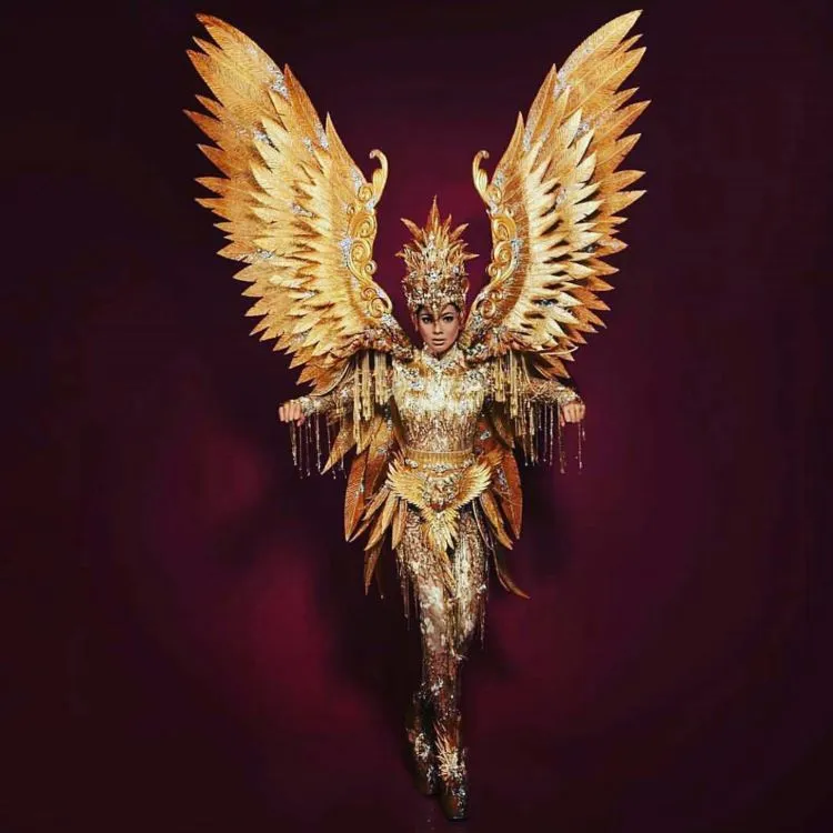 Ini Dia 'Garuda' - National Costume yang Dipakai Wakil Indonesia Di Miss Universe 2017 6