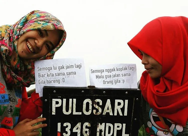 Januari Belum Berakhir, Cari Deh Pasangan yang Punya Doa Unik Buat Bikin Foto Ala #Tukerandoa Ini! 23
