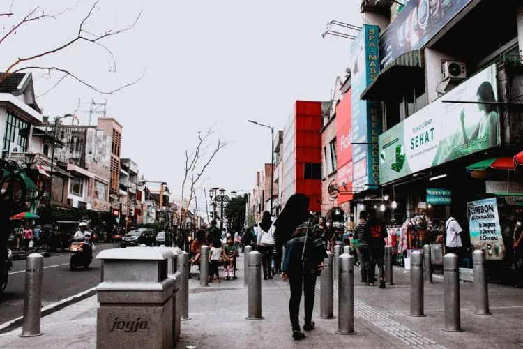 Potret Terbaru Jalan Malioboro, Jogja. Buat yang Punya Banyak Kenangan Jangan Baper, Ya! 19