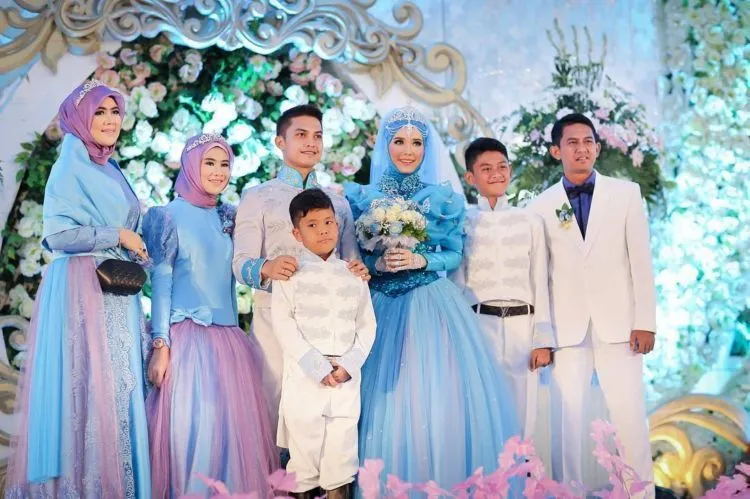 Resepsi Unik Nan Mewah Ala Cinderella Berhijab. 16 Foto Ini Menunjukkan Totalitas Fairy Tale Tanpa Batas 31