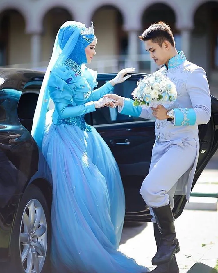Resepsi Unik Nan Mewah Ala Cinderella Berhijab. 16 Foto Ini Menunjukkan Totalitas Fairy Tale Tanpa Batas 21