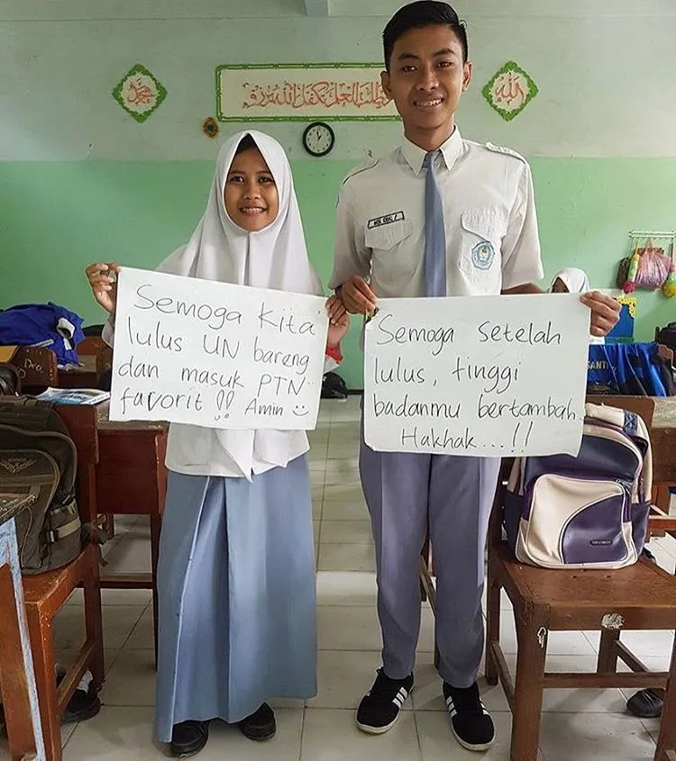 Januari Belum Berakhir, Cari Deh Pasangan yang Punya Doa Unik Buat Bikin Foto Ala #Tukerandoa Ini! 18