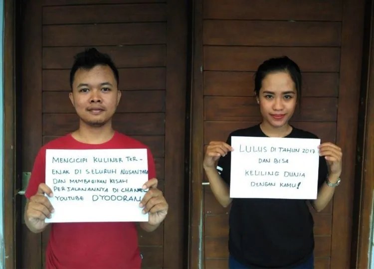 Januari Belum Berakhir, Cari Deh Pasangan yang Punya Doa Unik Buat Bikin Foto Ala #Tukerandoa Ini! 26