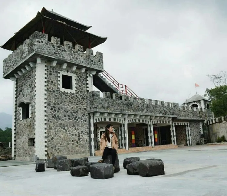 Heboh di Instagram, The Lost World Castle Malah Digugat Gara-gara Dibangun di Kawasan Bencana Merapi! 8