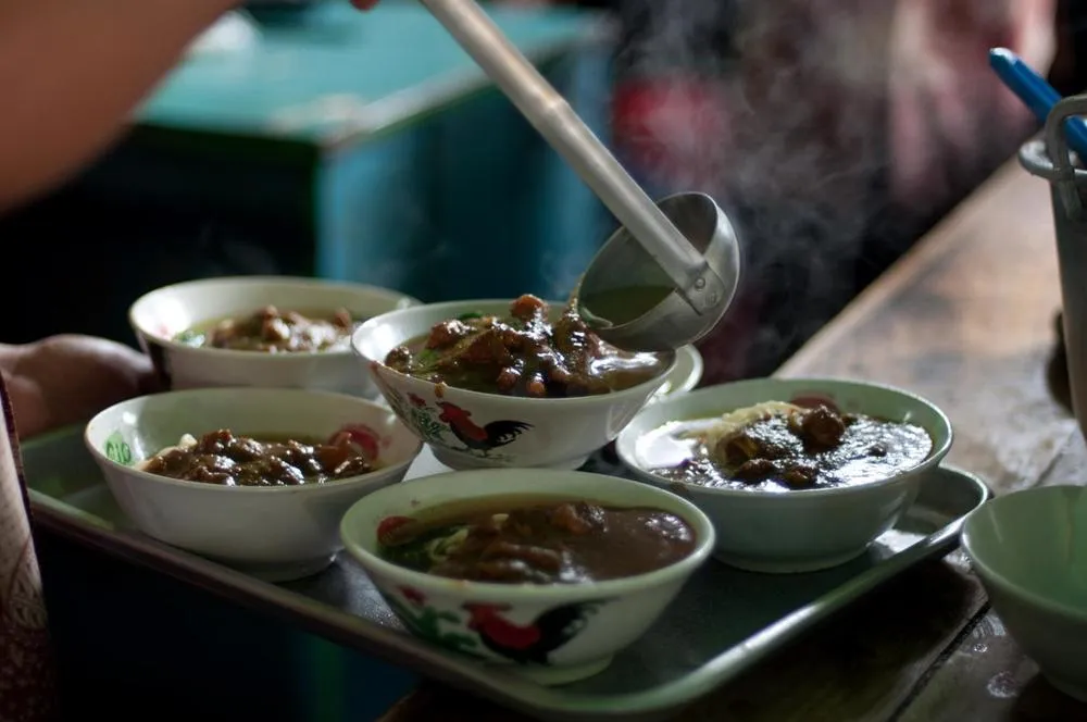 Mie Ayam Tumini, Mie Ayam Legendaris dan Paling Lezat di Jogja. Begini Rahasia Suksesnya! 5