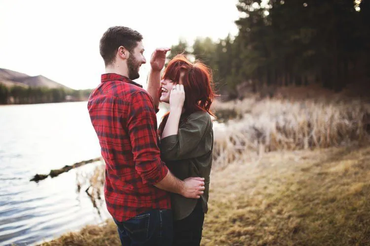 Jangan Cuma Bisa Bilang Sayang atau Rindu, Kamu Juga Perlu Mengucapkan 10 Kalimat Ini ke Cewekmu 12
