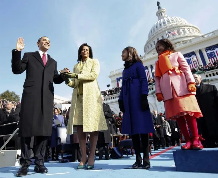 Selain Rambutnya yang Jadi Putih, Ini 10 Potret Sepak Terjang Barack Obama Sebagai Presiden AS 12