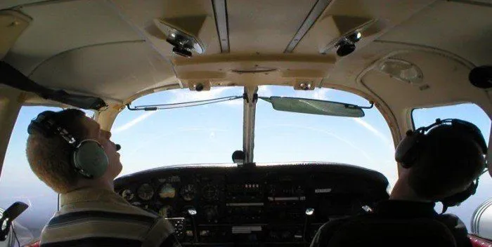Begini 7 Kelakuan Ngawur Pilot yang Pernah Terjadi di Dunia Penerbangan. Serem Banget Deh! 10