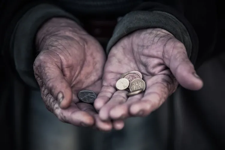 Mungkin Wanita Ini Pengemis Paling Sukses di Dunia, Warisannya Sebesar 9 Miliar Rupiah 6