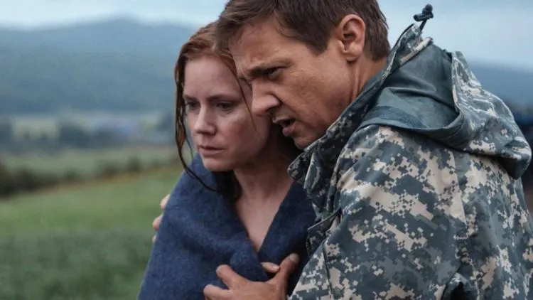 6 Alasan Kenapa Tak Cuma Anak Sains dan Bahasa, Tapi Anak Komunikasi Juga Wajib Nonton ‘Arrival’ 12