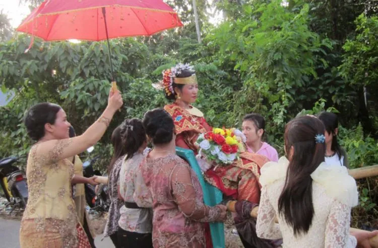 Cewek dari 6 Daerah Ini Dikenal 'Mahal' Dinikahi. Cowok Harus Kerja Keras Dulu untuk Memperistri 9