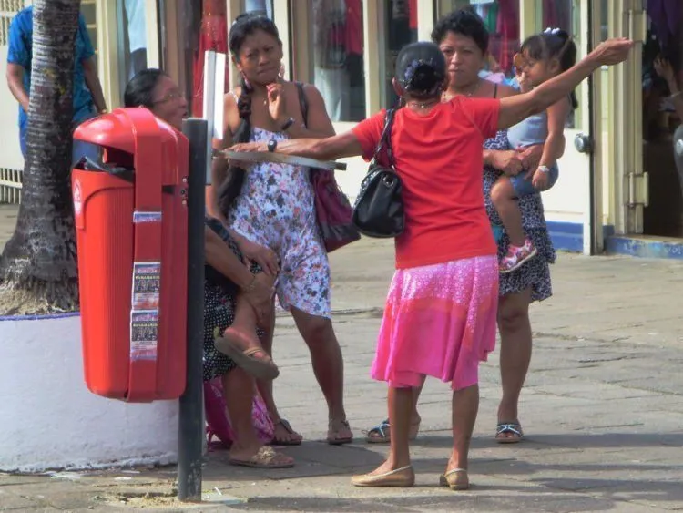 Menengok Orang 'Keturunan' Jawa di Seberang Benua, Ini 12 Potret Kehidupan di Suriname 21