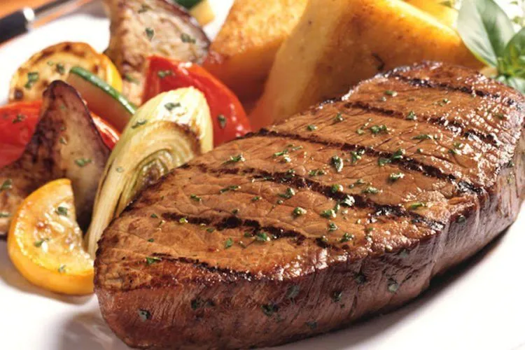 Soal Kuliner Babi yang Sebaiknya Disebut Begitu Saja, Tak Perlu Diubah Jadi Kuliner Imlek Ala-ala 9