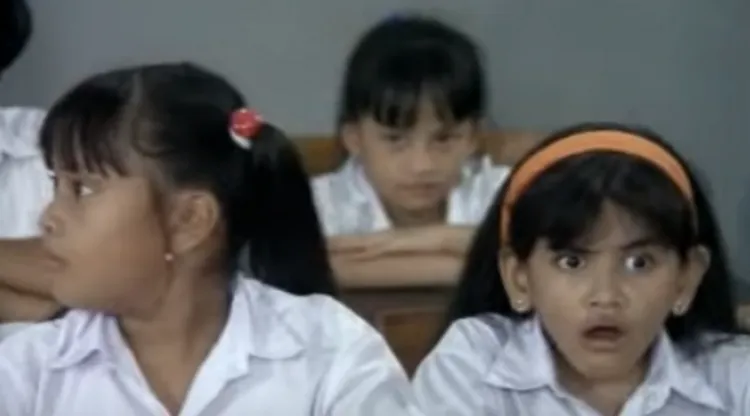 Korea Bangga Punya Aktris Cilik Secerdas Heo Jung Eun, Kita Pun Punya 8 Anak Ajaib Ini Pada Masanya 12