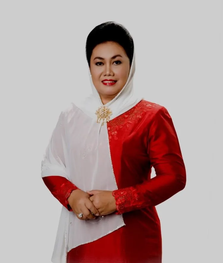 Menikah Adalah Soal Berjuang Bersama, Tapi Nggak Kayak Pasangan Bupati Klaten Ini Juga Kali 12