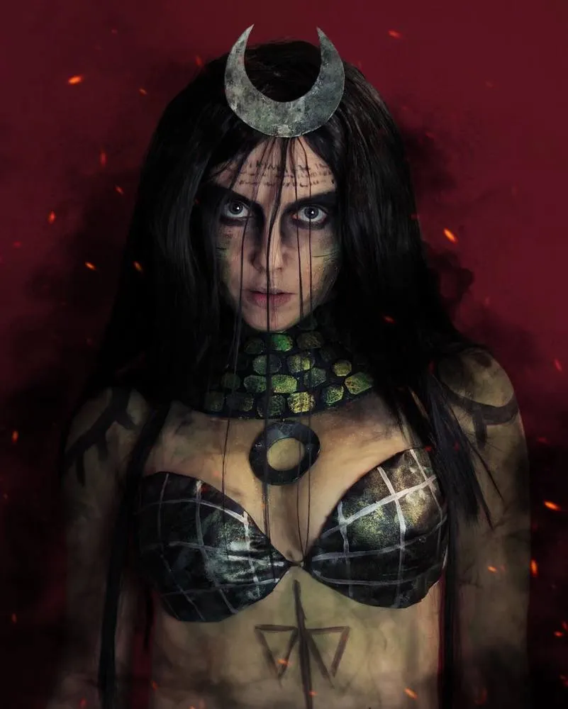 Ratu Cosplay Asal Rusia yang Bisa Tirukan Berbagai Macam Tokoh. 10 Fotonya Ini Wajib Kamu Lihat! 14