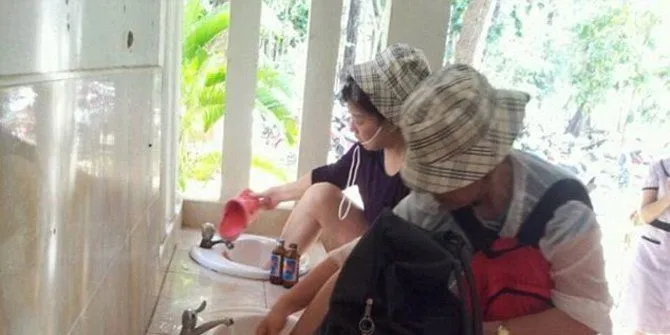 9 Kelakuan Turis Cina yang Memalukan. Pantas Saja Sih Kalau Disebut Pelancong Terburuk di Dunia 16