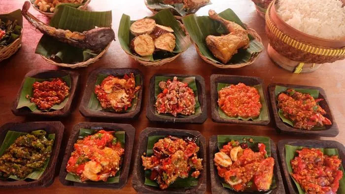 Soal Kuliner Babi yang Sebaiknya Disebut Begitu Saja, Tak Perlu Diubah Jadi Kuliner Imlek Ala-ala 10