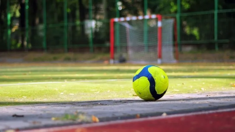 Sepak Bola Kembali Bisa Ademkan Suasana. Di Karawang, GMBI dan FPI yang Berseteru Pun Main Bersama 5