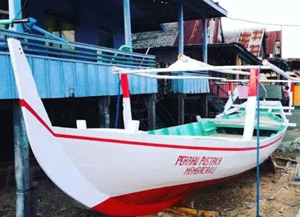 Kisah Kapal dengan Misi Mulia. Biar Semua Anak Indonesia Bisa Membaca, Perahu Pustaka Gigih Berlayar 9